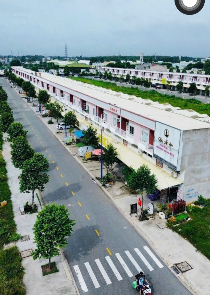 Nhà ở 1 trệt+1 lầu Khu IJC Hòa Lợi