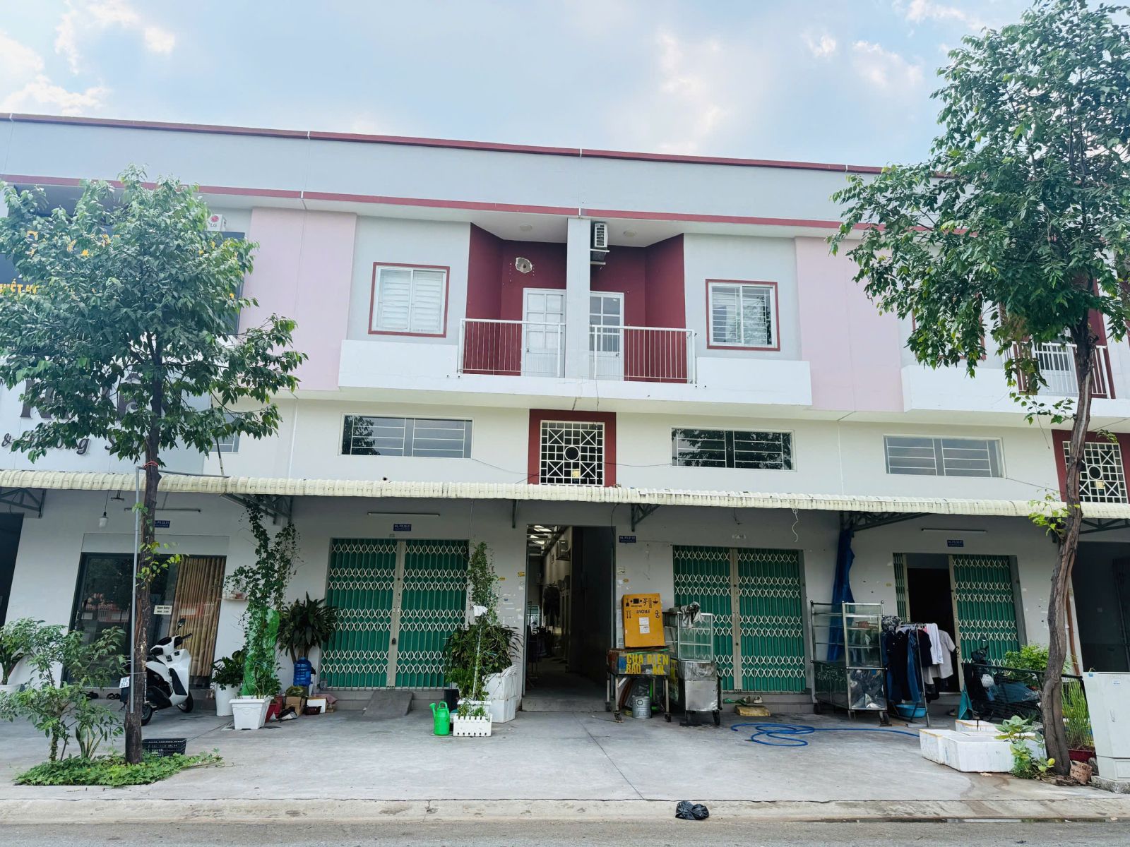 Nhà ở 1 trệt+1 lầu Khu IJC Hòa Lợi